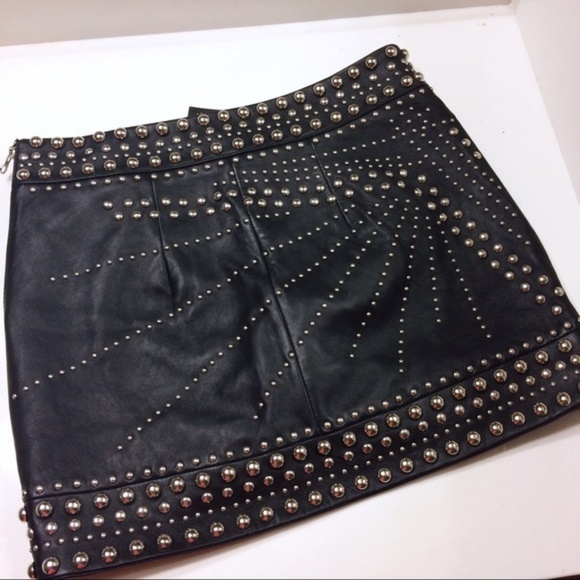 [HOLD] Black Never Gonna Give You Up Leather Skirt - Picture 5 of 6